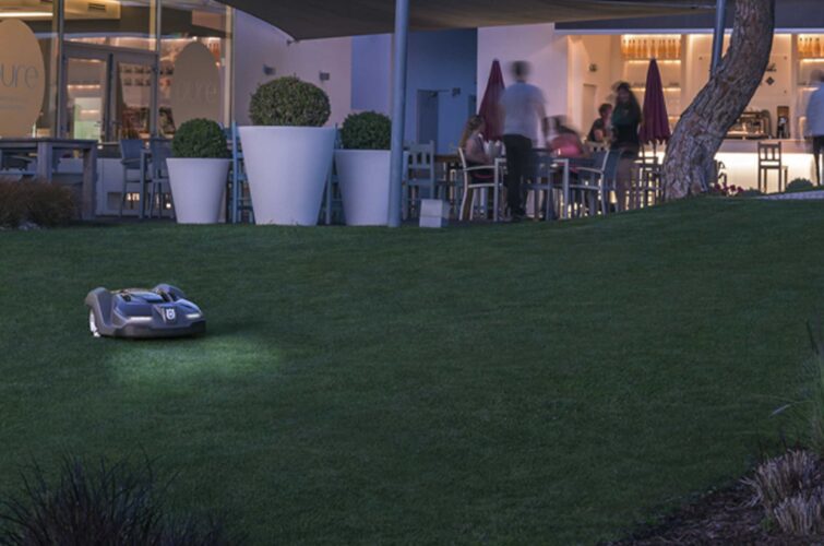 night-robotic-lawn-mower